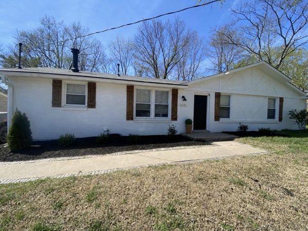215 Blue Ridge Dr, Old Hickory, TN 37138