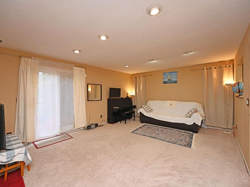 5686 Farm Field Drive, Deerfield Twp., OH 45040 Photo 6