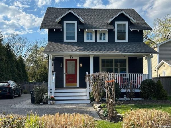 65 E Main Street , Huntington, NY 11743