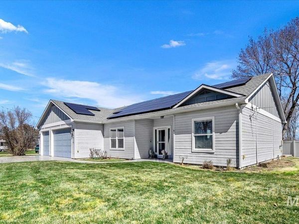 3610 S Robinson Blvd, Nampa, ID 83686