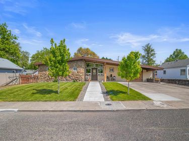1221 9th Street, Clarkston, WA 99403