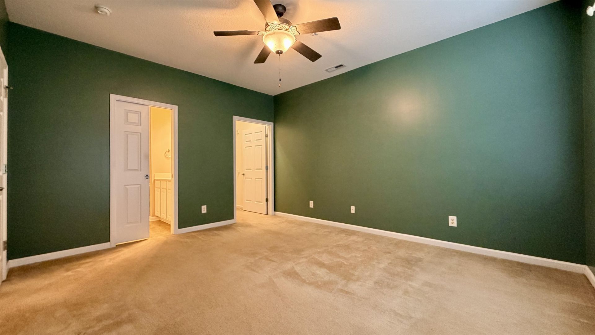 4104 Pinehurst Circle Photo 12