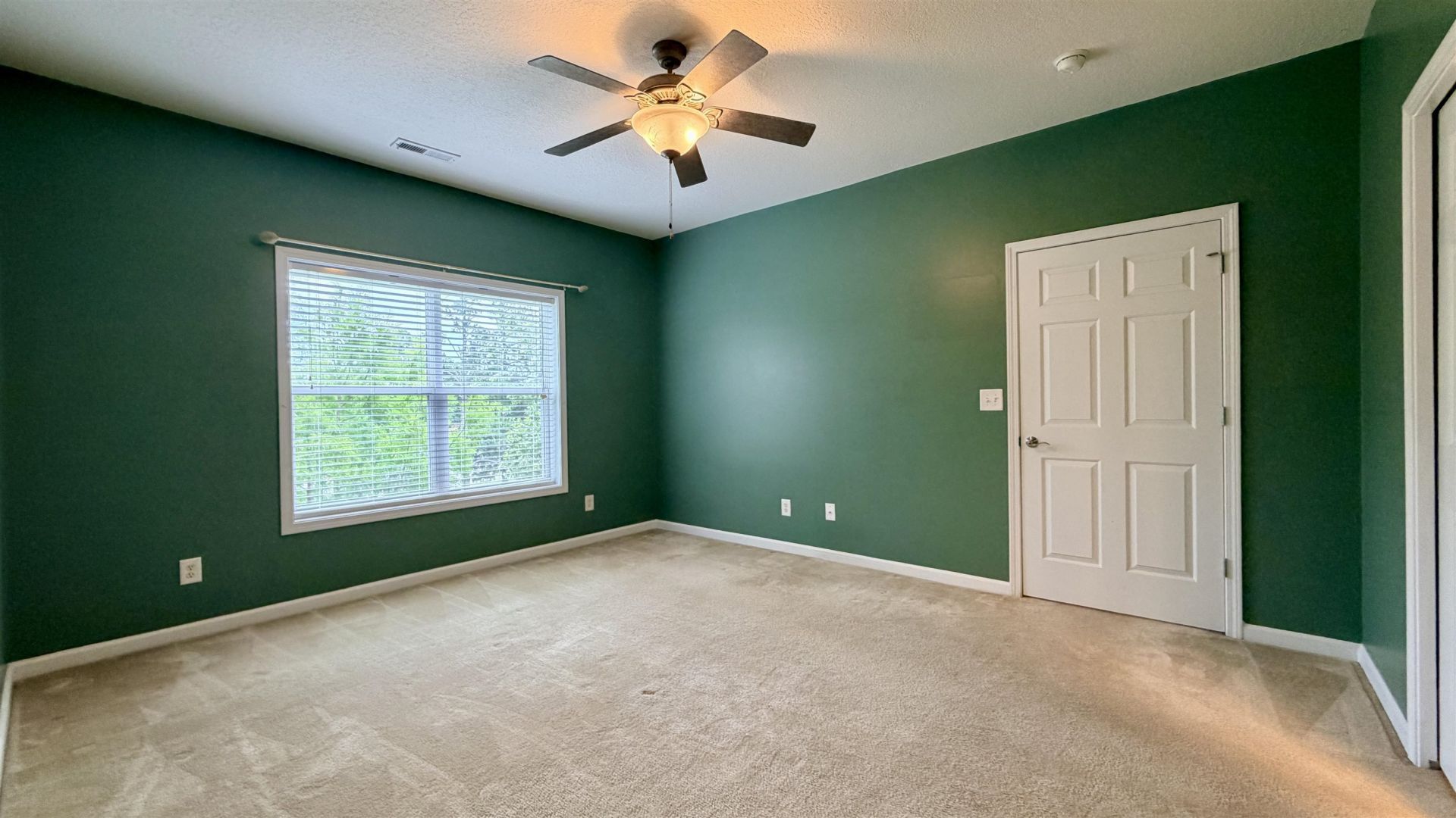 4104 Pinehurst Circle Photo 13