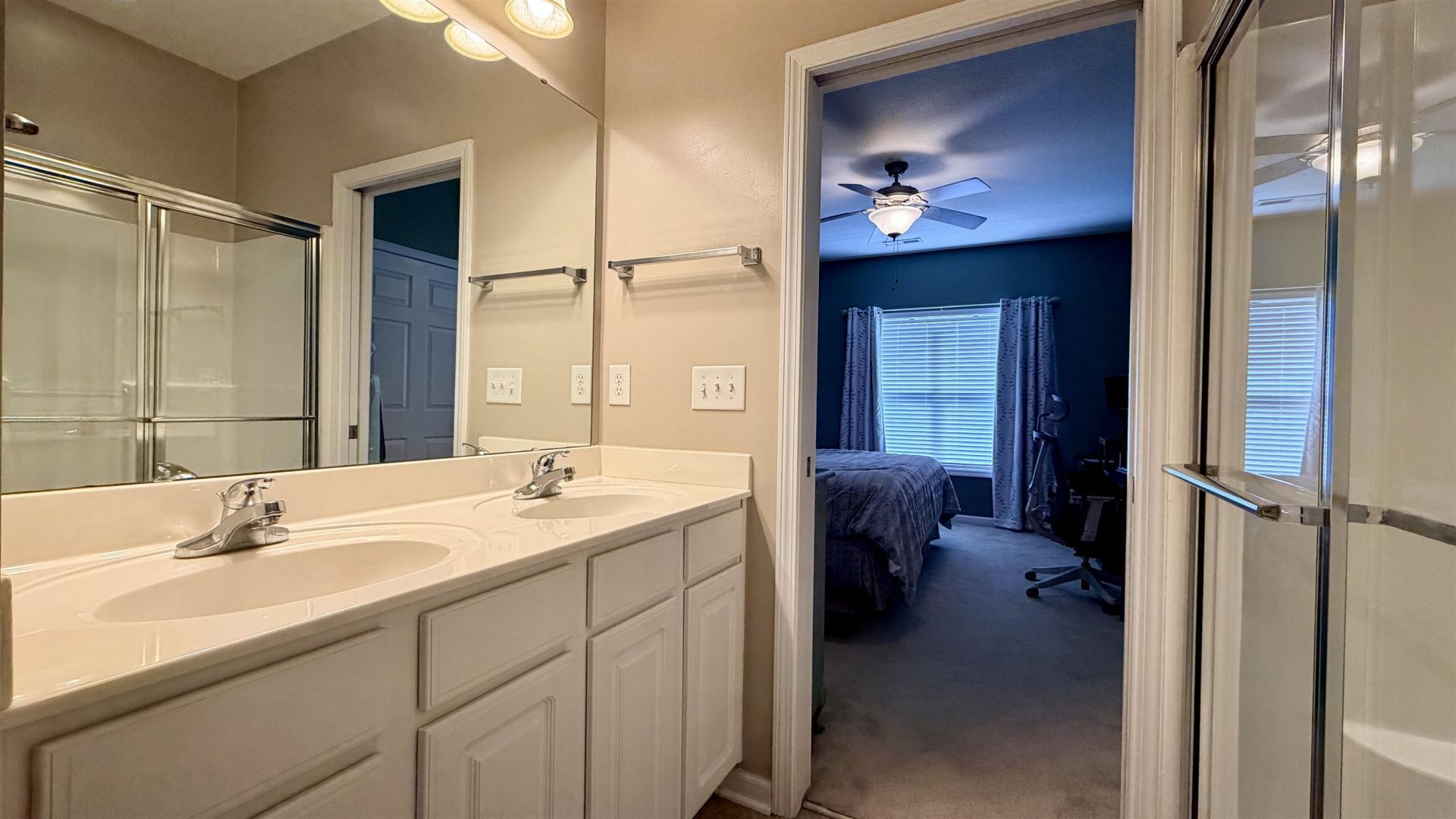 4104 Pinehurst Circle  Photo 15