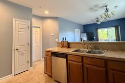 4104 Pinehurst Circle  photo 4