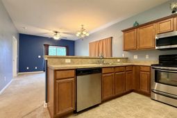 4104 Pinehurst Circle photo 4