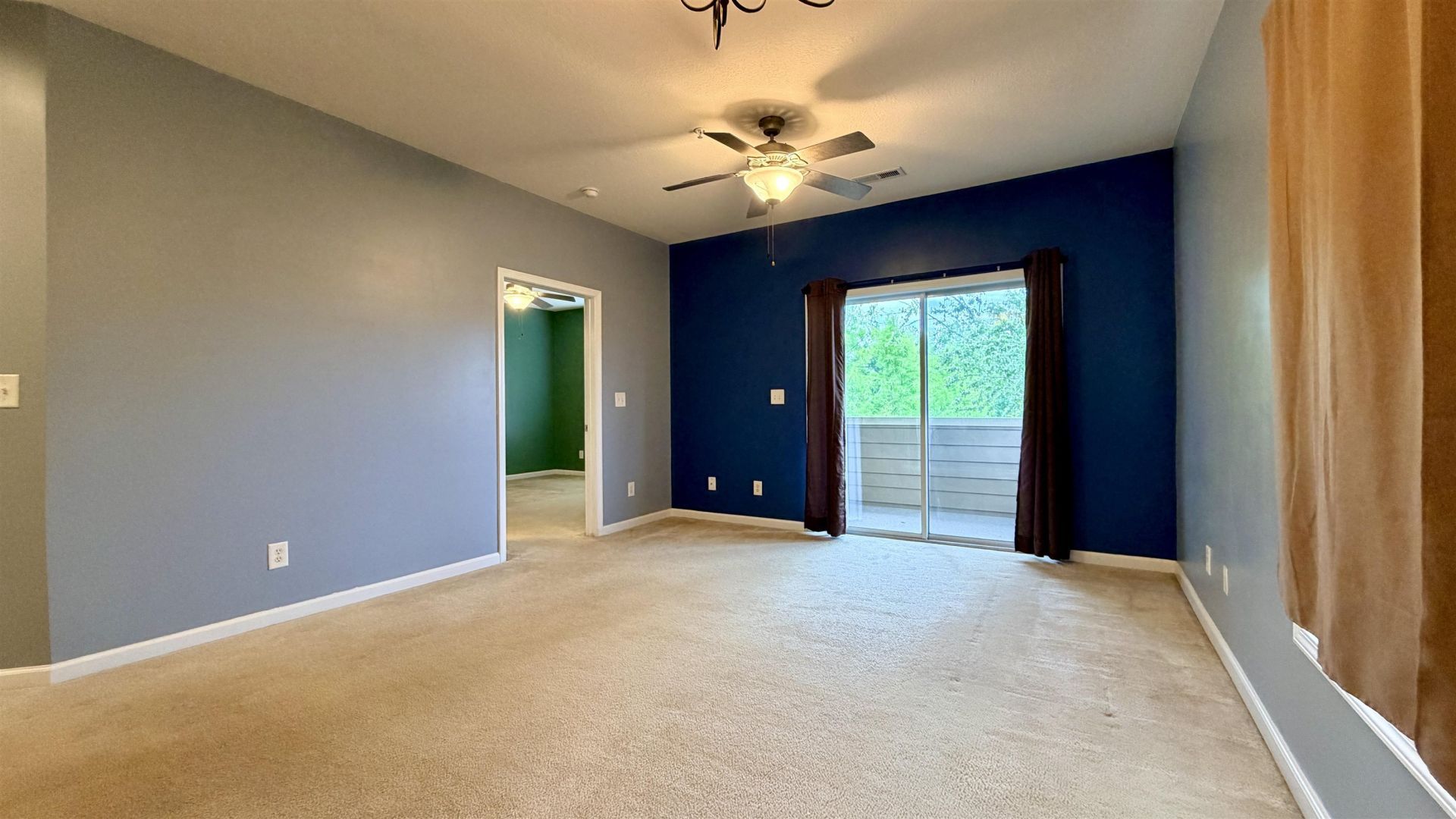 4104 Pinehurst Circle Photo 8