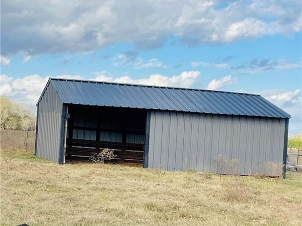 TBD Giles Road , Yoakum, TX 77995