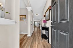 2082 Clipstone Drive photo 4