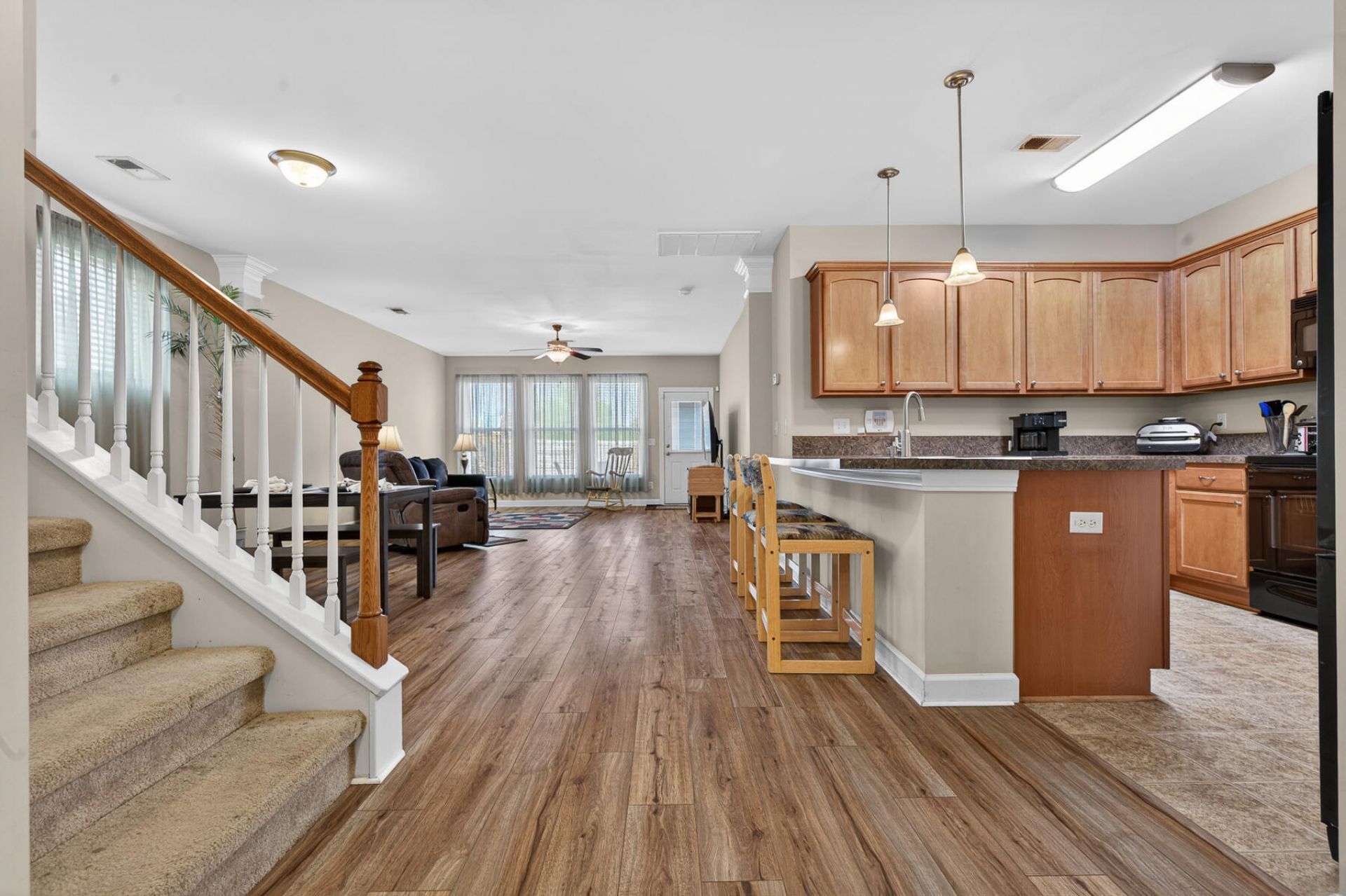2082 Clipstone Drive Photo 4