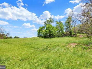 115 STONE MILL ROAD, HUMMELSTOWN, PA 17036