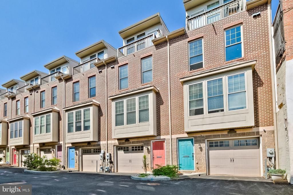 526 Canton Court , Baltimore, MD 21224 Main Photo