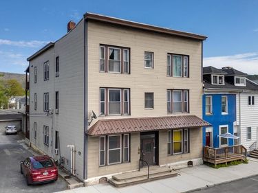 118 VALLEY STREET, LEWISTOWN, PA 17044