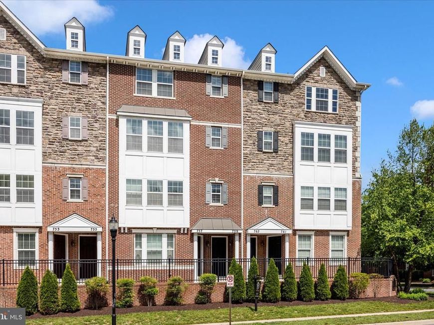 759 Cobbler Place, Unit 759, Gaithersburg, MD 20877 Main Photo