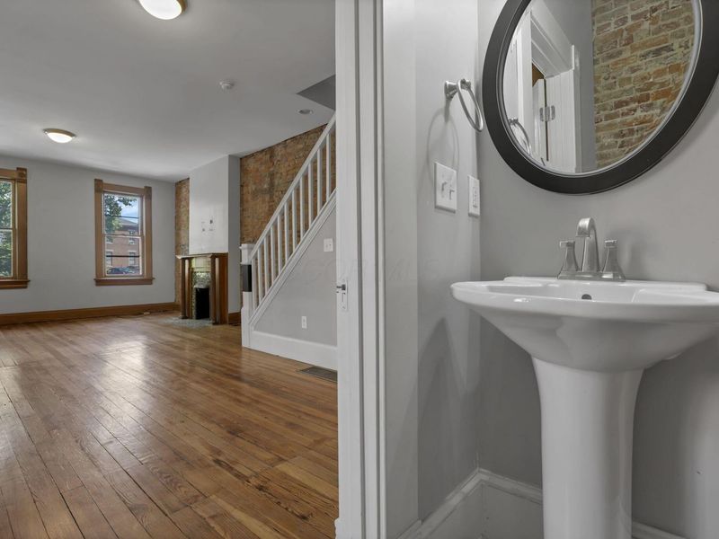 113 E Sycamore Street, Unit 111, Columbus, OH 43206 Photo 15