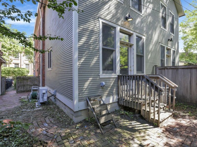 113 E Sycamore Street, Unit 111, Columbus, OH 43206 Photo 5