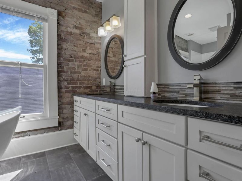 113 E Sycamore Street, Unit 111, Columbus, OH 43206 Photo 57