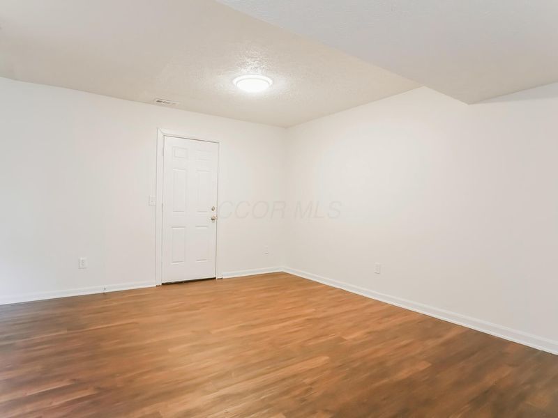 4541 Parkwick Drive , Columbus, OH 43228 Photo 13