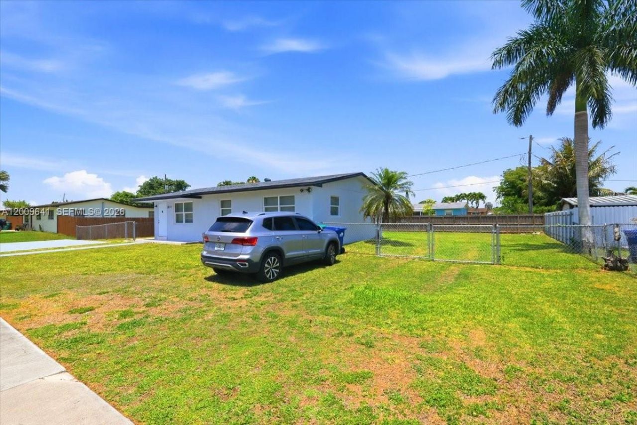 18711 SW 308th St, Homestead, FL 33030 Photo