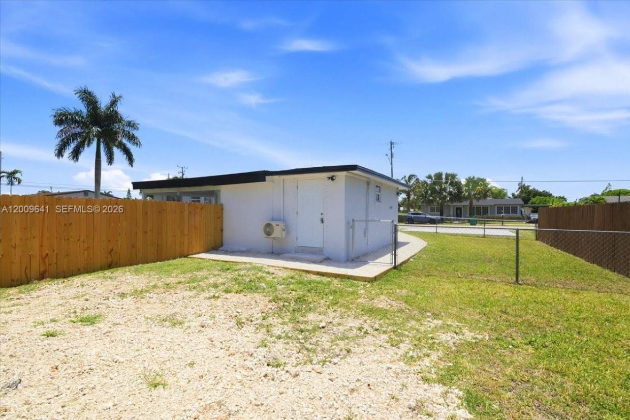 18711 SW 308th St, Homestead, FL 33030 Photo
