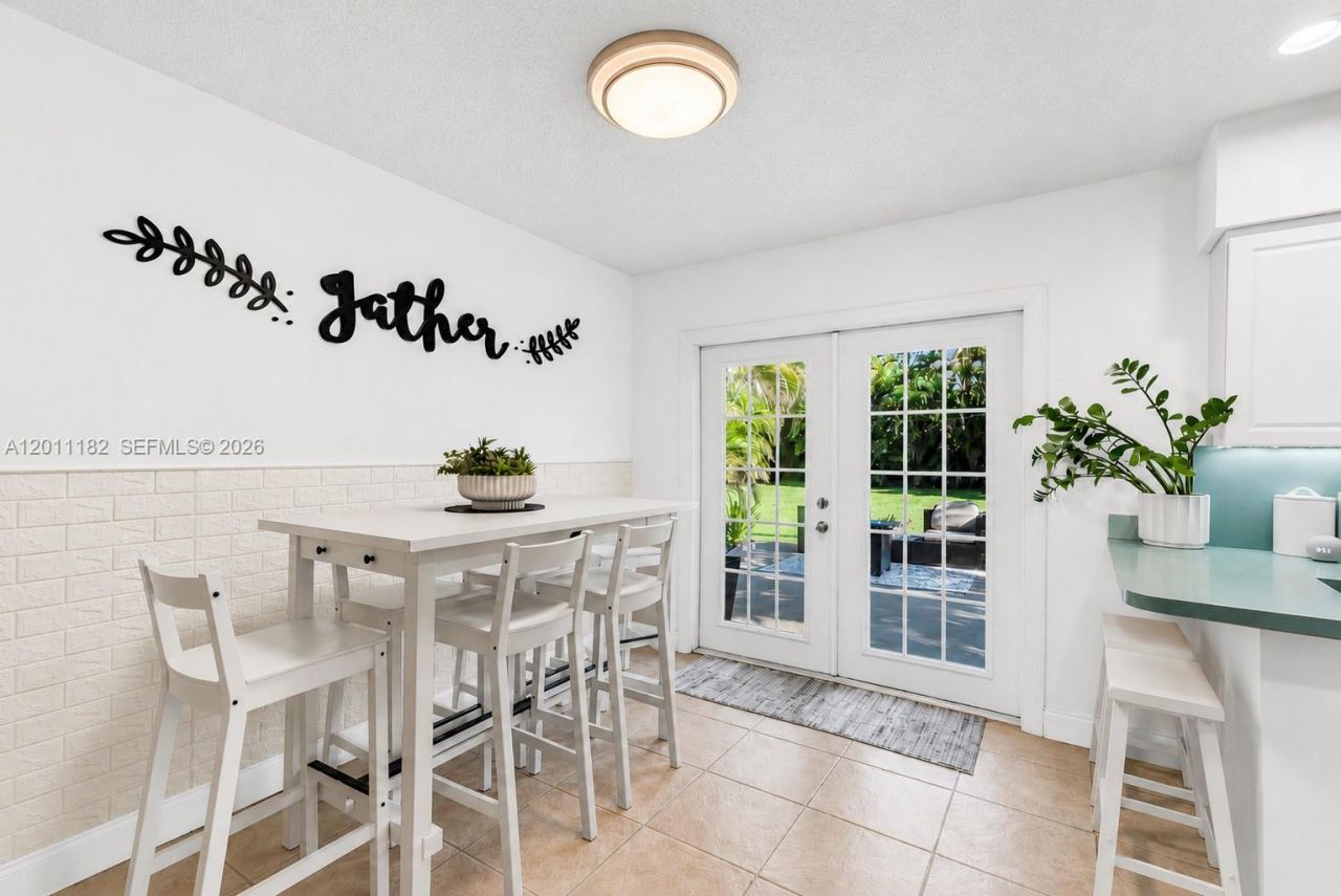14011 SW 21st St, Davie, FL 33325 Photo