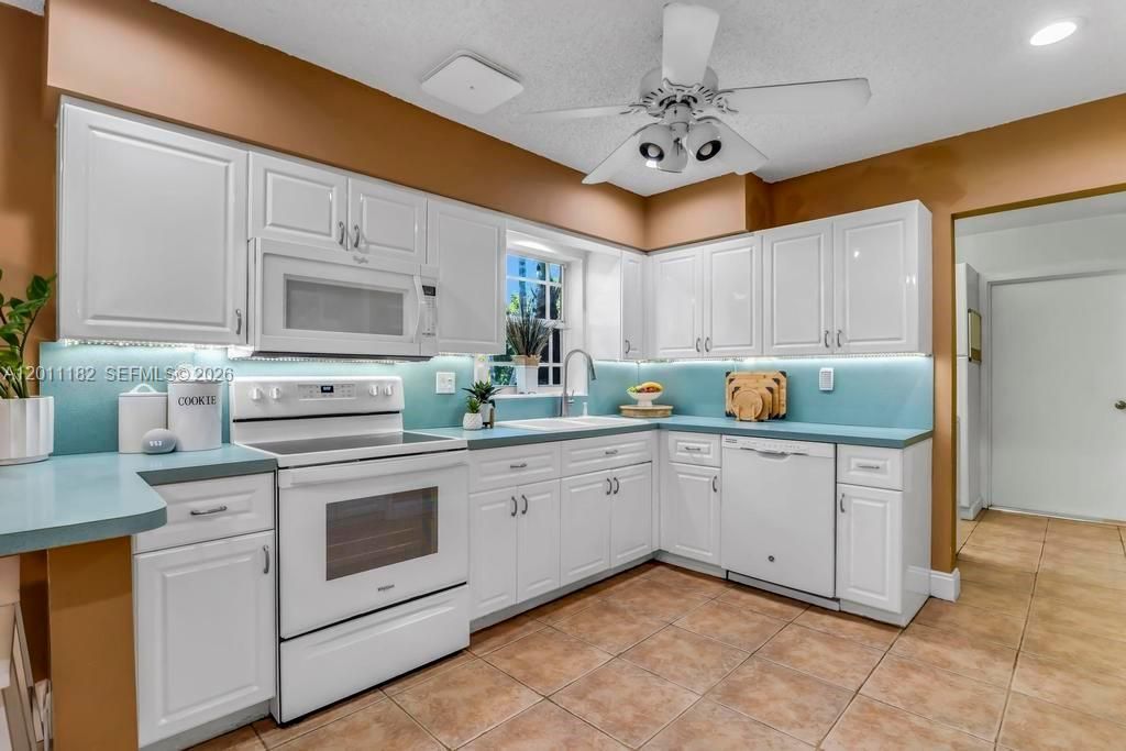 14011 SW 21st St, Davie, FL 33325 Photo