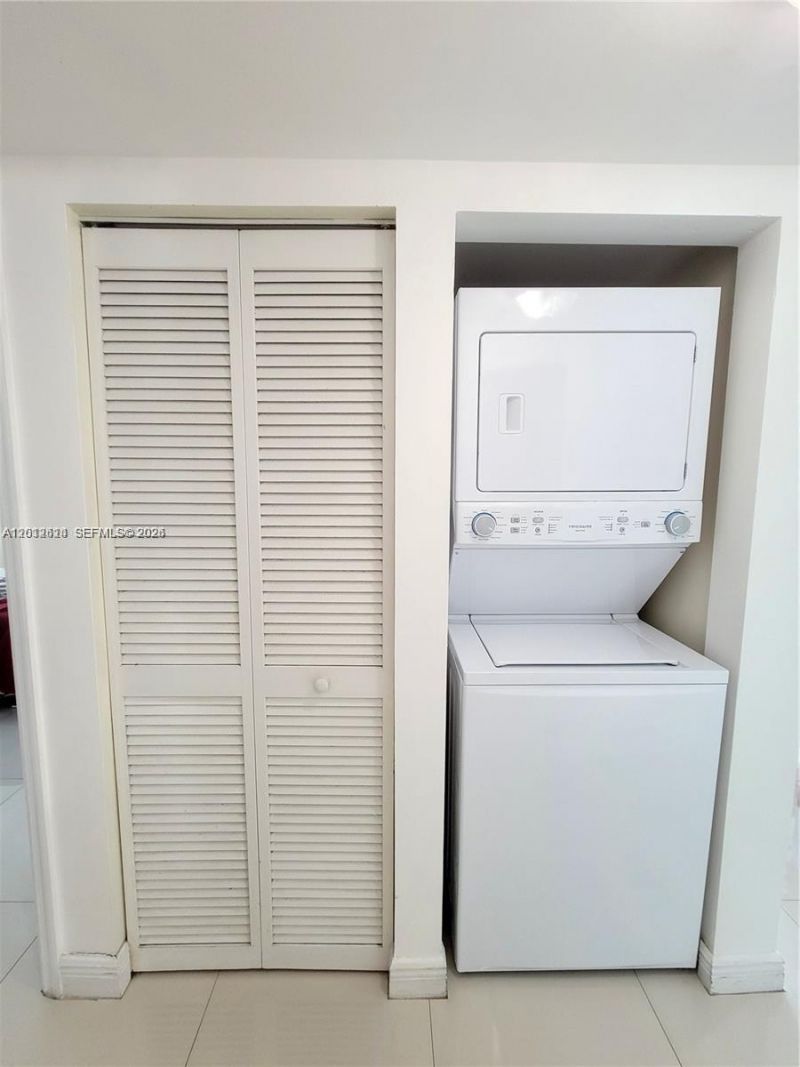 60 NW 37th Ave , Unit 1208, Miami, FL 33125 Photo