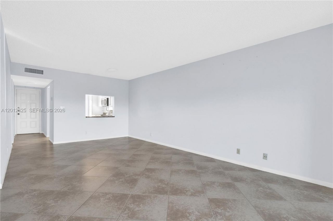 3050 NW 42nd Ave, Unit C406, Coconut Creek, FL 33066 Photo