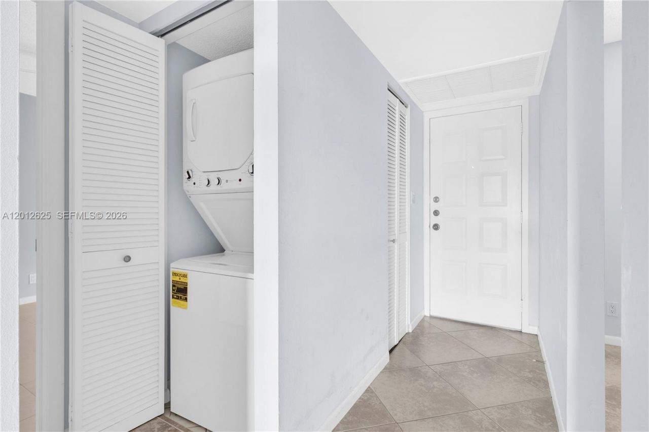 3050 NW 42nd Ave, Unit C406, Coconut Creek, FL 33066 Photo