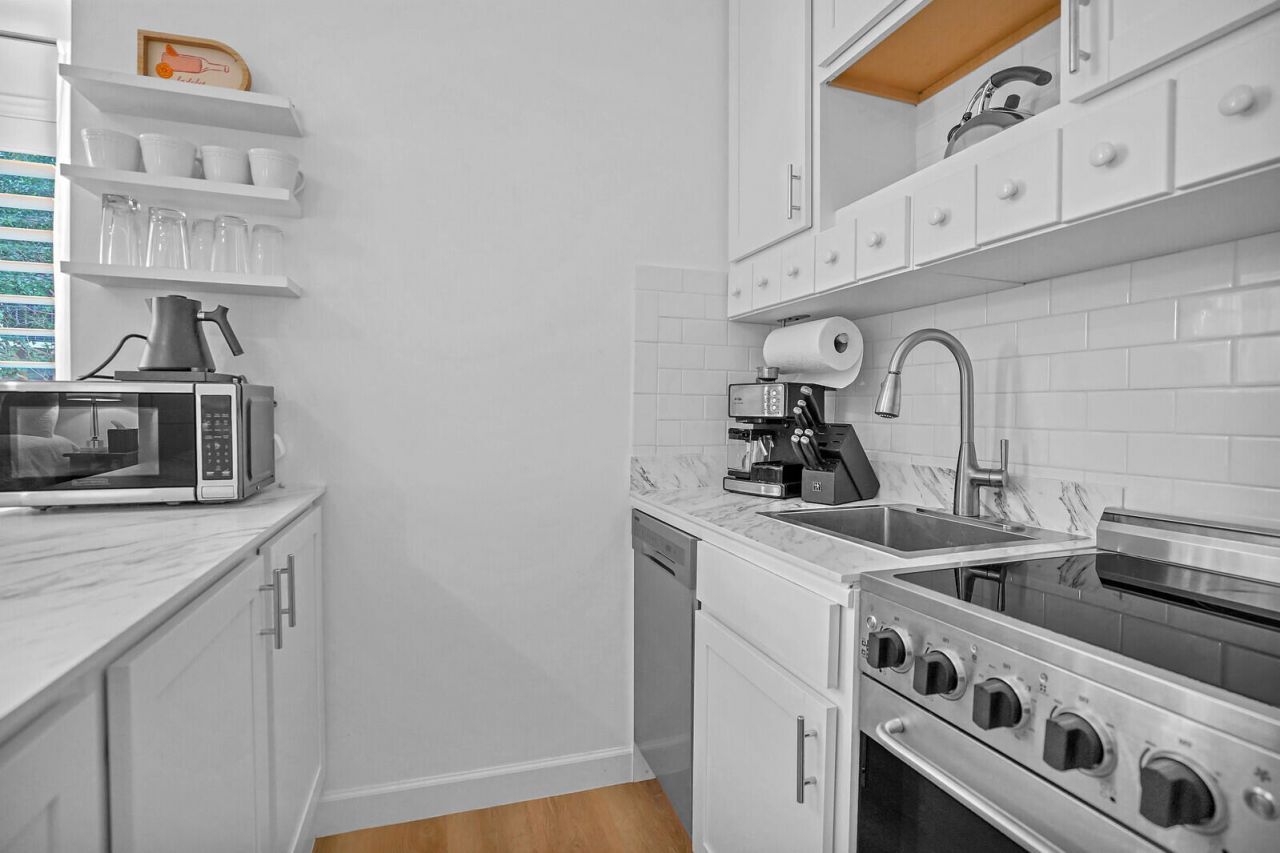 11863 Wimbledon Circle, Unit 423, Wellington, FL 33414 Photo