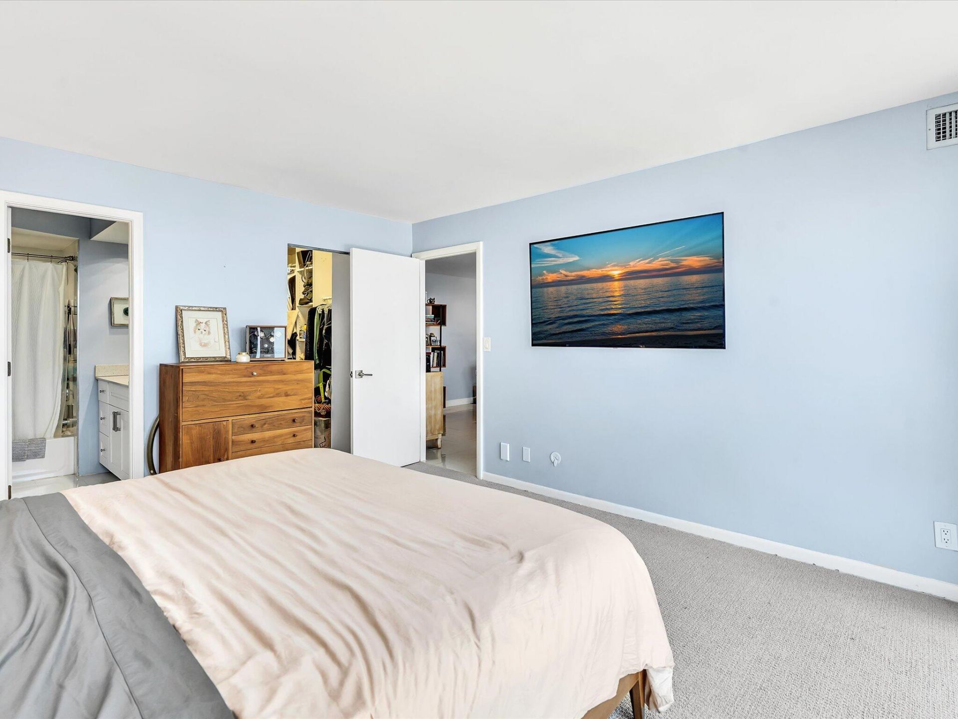 2841 N Ocean Boulevard, Unit 1102, Fort Lauderdale, FL 33308 Photo