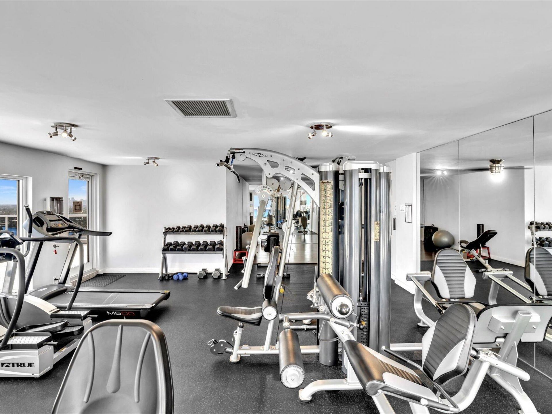 2841 N Ocean Boulevard, Unit 1102, Fort Lauderdale, FL 33308 Photo