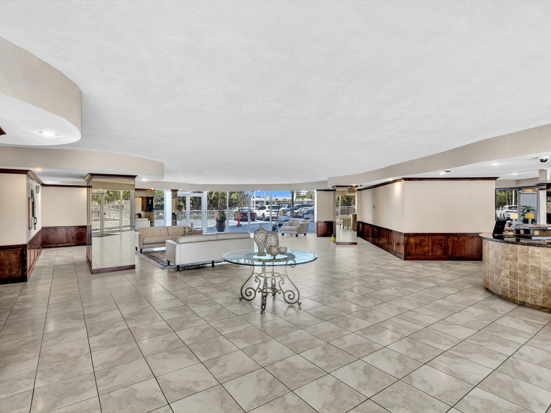 2841 N Ocean Boulevard, Unit 1102, Fort Lauderdale, FL 33308 Photo