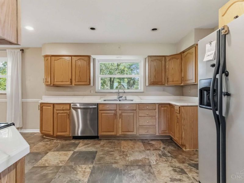 841 Danny Drive, Union Twp, OH 45245 Photo 8