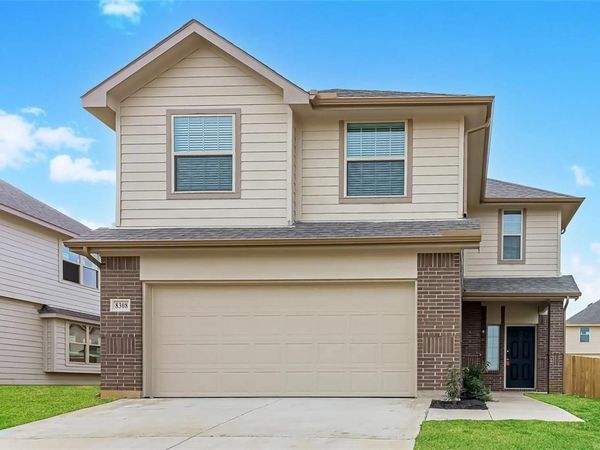 8308 Yaupon Holly Court, Fort Worth, TX 76123