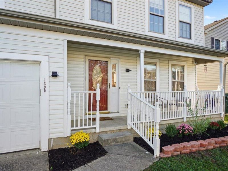 1390 Gray Meadow Drive, Columbus, OH 43223 Photo 2