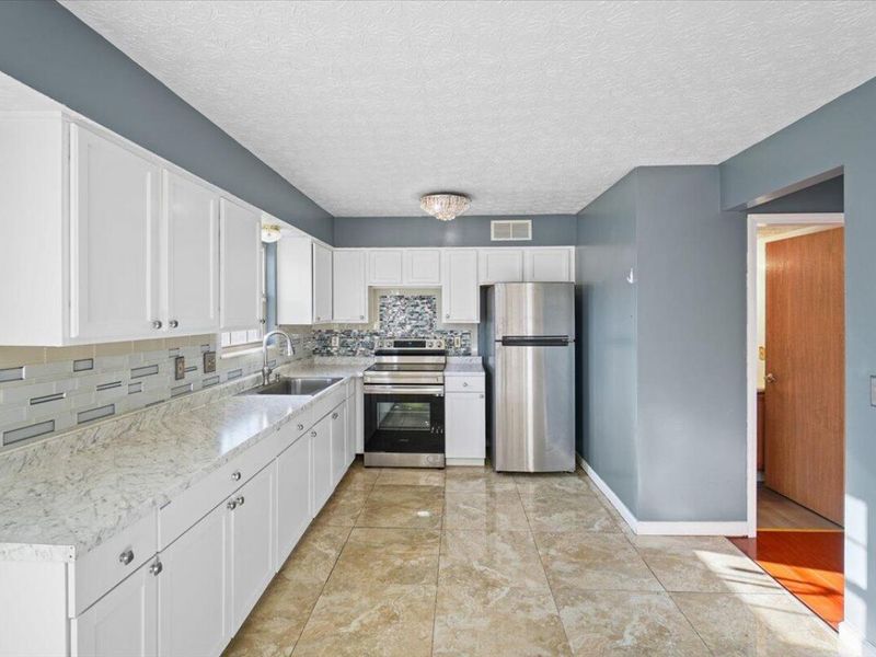 1390 Gray Meadow Drive , Columbus, OH 43223 Photo 22