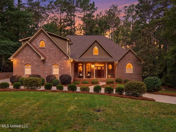 97 Crystal Creek , Hattiesburg, MS 39402