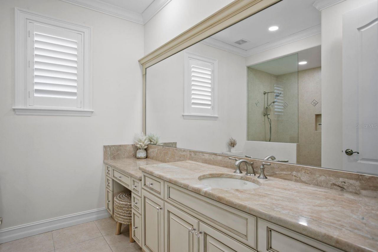 611 1st Avenue S, Tierra Verde, FL 33715 Photo