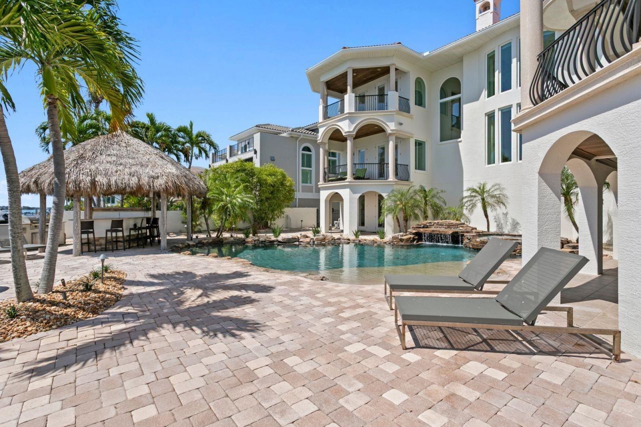 611 1st Avenue S, Tierra Verde, FL 33715 Photo