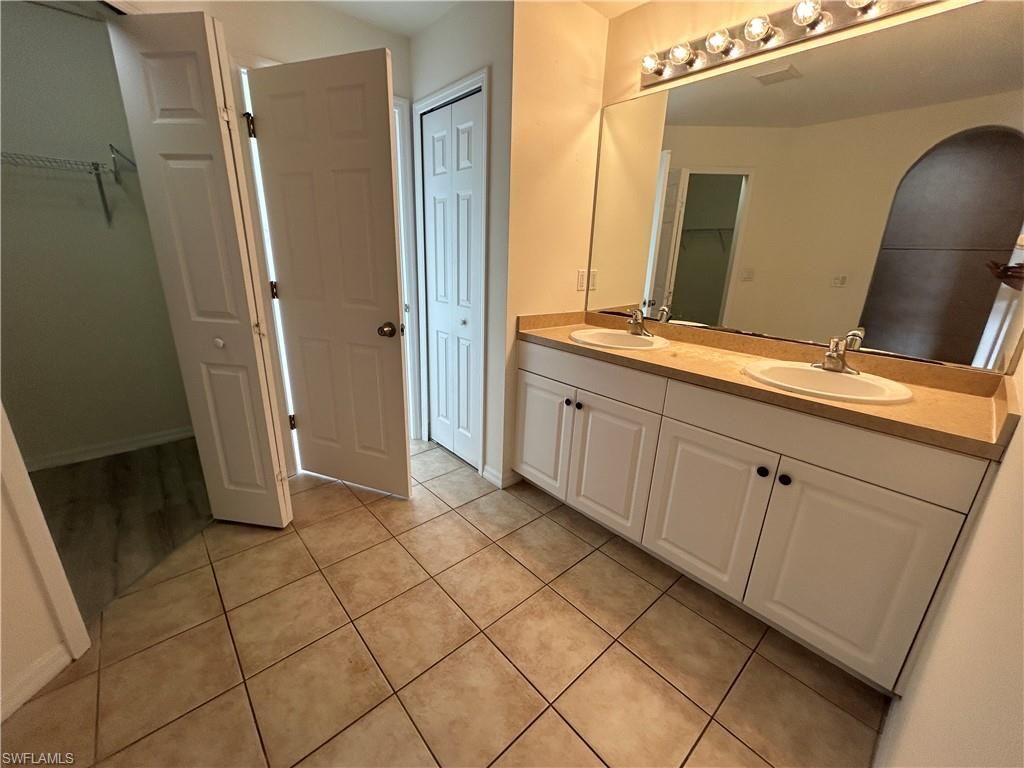 1426 NW 12th St, Cape Coral, FL 33993 Photo