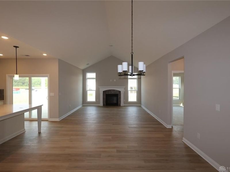 195 Tilly Court, Unit 0018, Springboro, OH 45066 Photo 7