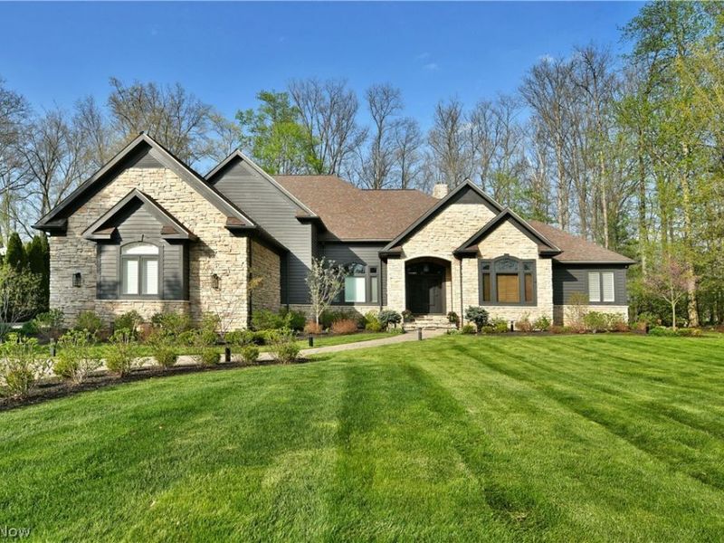 460 Club Drive , Aurora, OH 44202 Photo 1