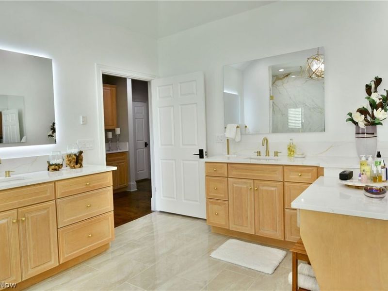 460 Club Drive , Aurora, OH 44202 Photo 35