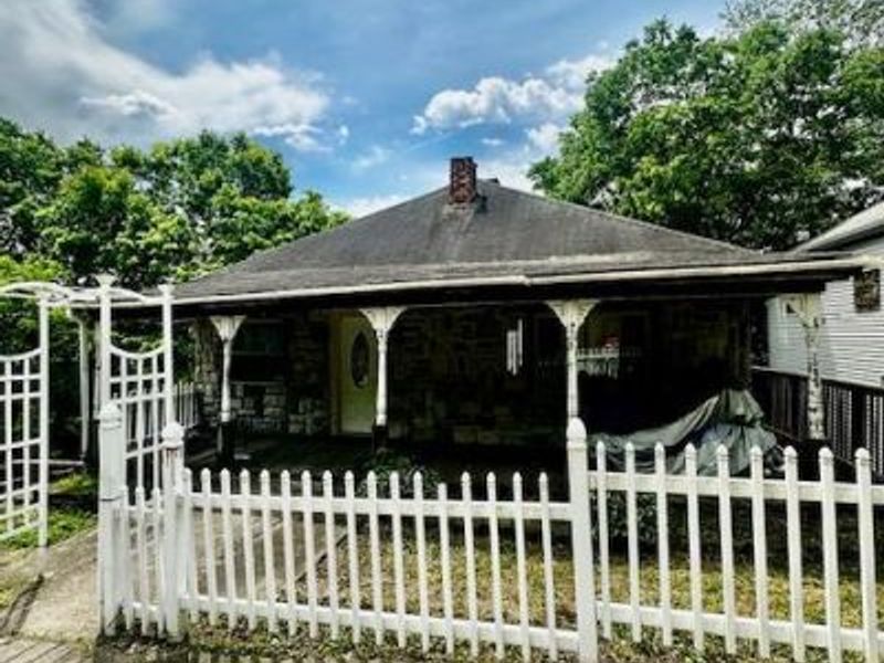 211 Sekitan Avenue, Addyston, OH 45001 Photo 2