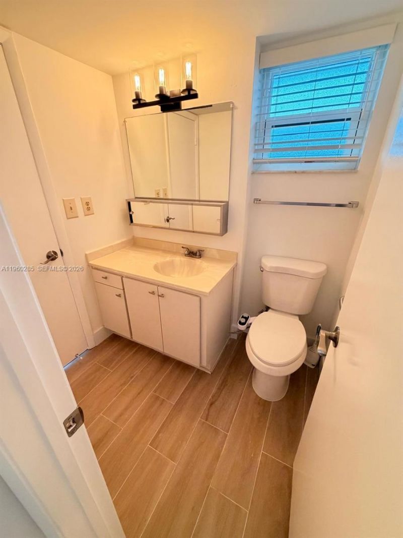 900 Colony Point Cir, Unit 505, Pembroke Pines, FL 33326 Photo