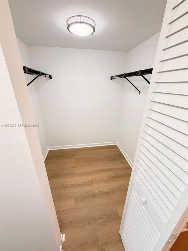 900 Colony Point Cir, Unit 505, Pembroke Pines, FL 33326 Photo