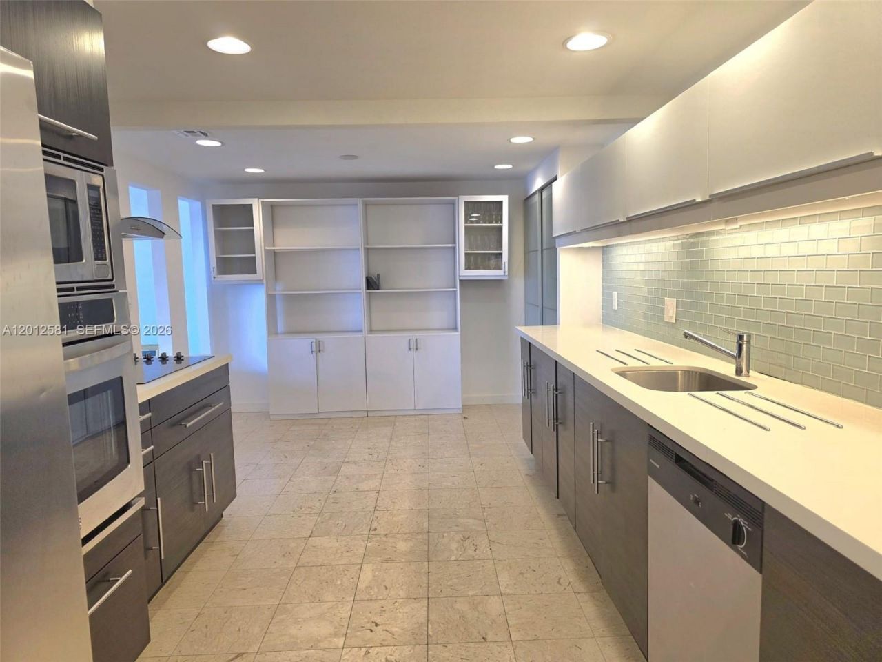 1800 NE 114th St , Unit 706, Miami, FL 33181 Photo