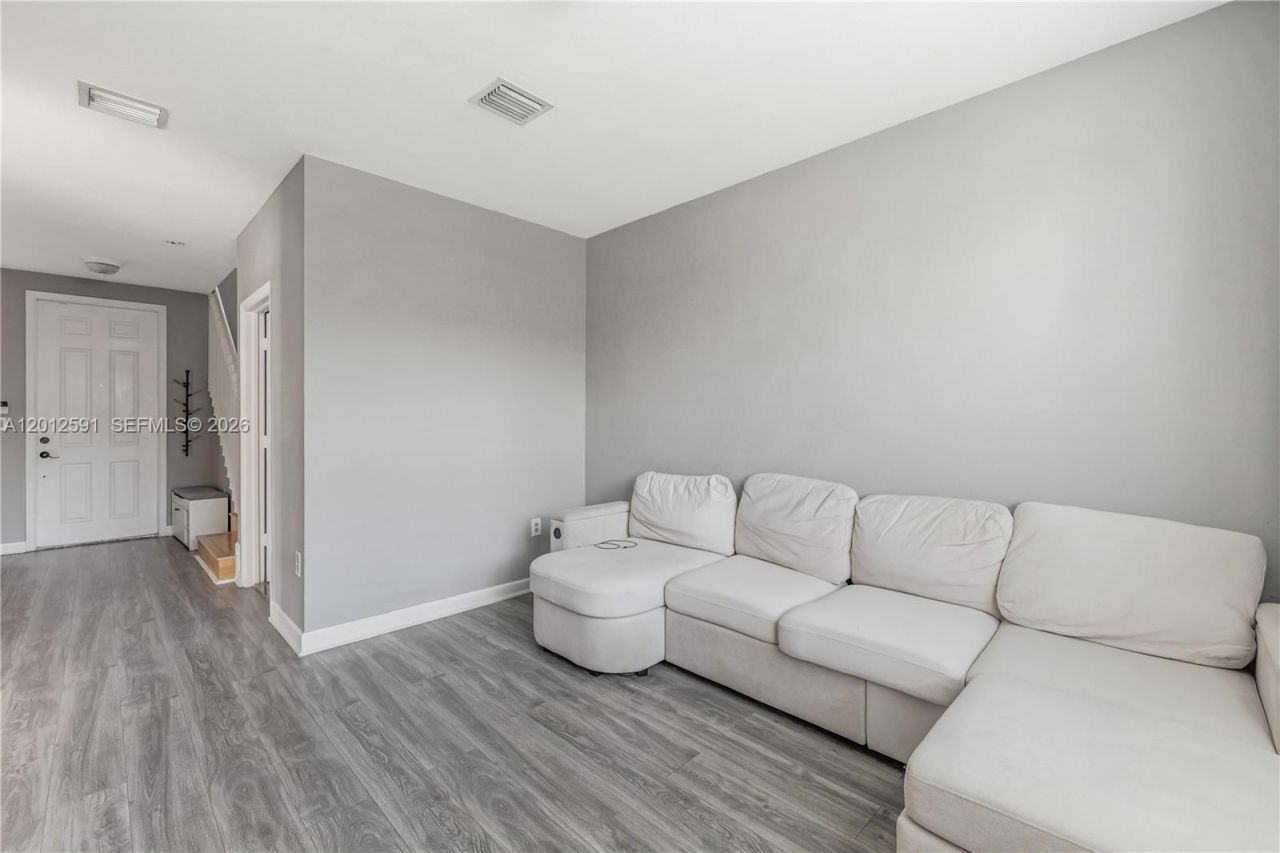 3375 NE 15th Dr , Unit 102-12, Homestead, FL 33033 Photo