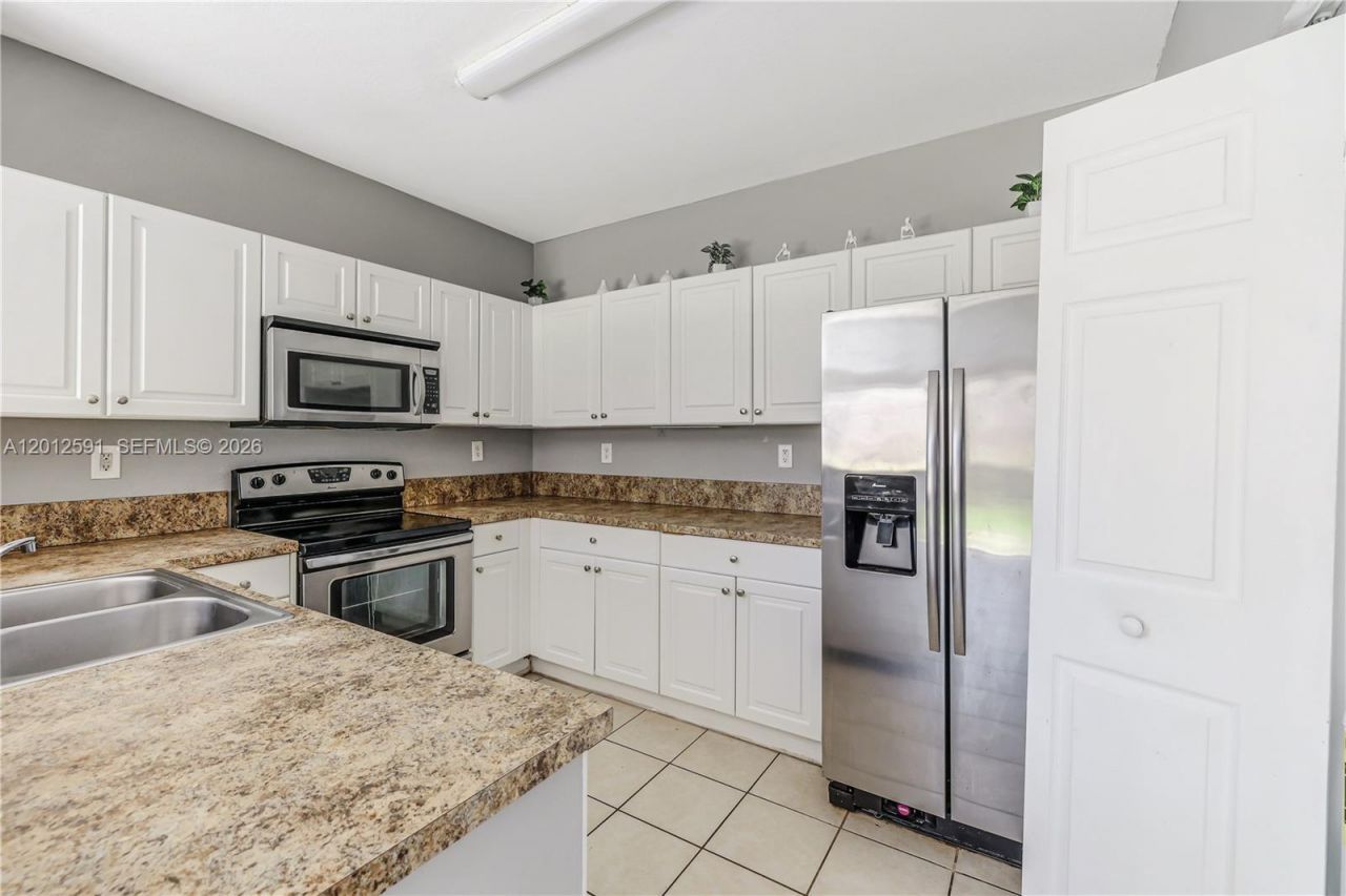3375 NE 15th Dr , Unit 102-12, Homestead, FL 33033 Photo